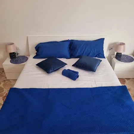 Onda Blu Apartment *